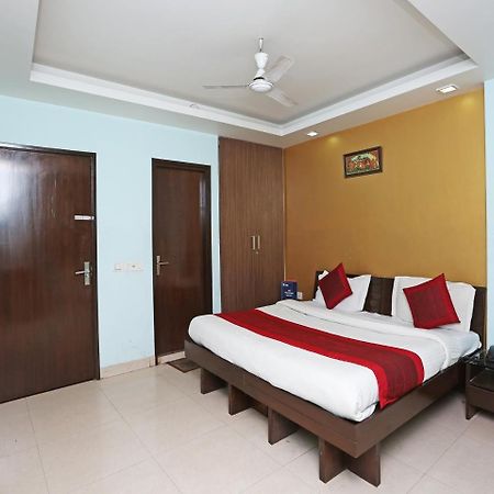 Oyo 6596 Hotel Flight Path Nuova Delhi Esterno foto